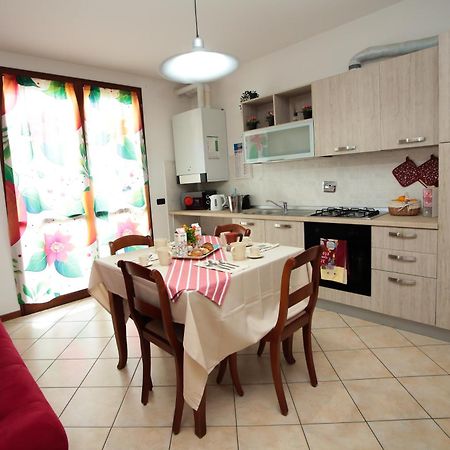 Guest House Onde Chiare Реджо-нель-Емілія Екстер'єр фото