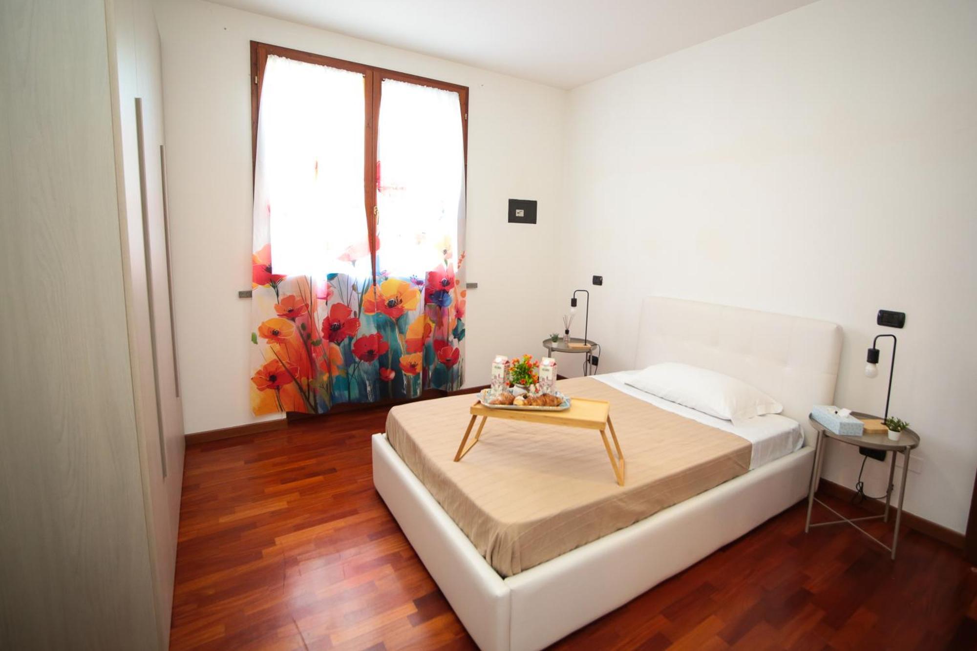Guest House Onde Chiare Реджо-нель-Емілія Екстер'єр фото